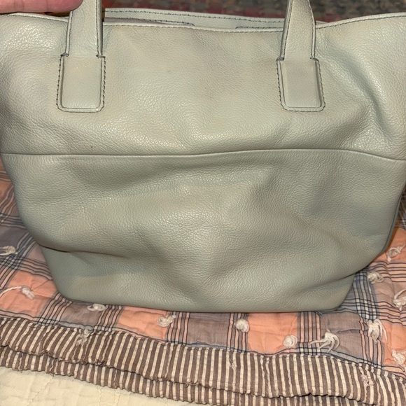 Fossil Women's Mint Green Leather Bag. (BT 1) - Picture 4 of 16